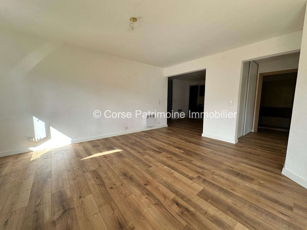 Appartement à SAN-NICOLAO