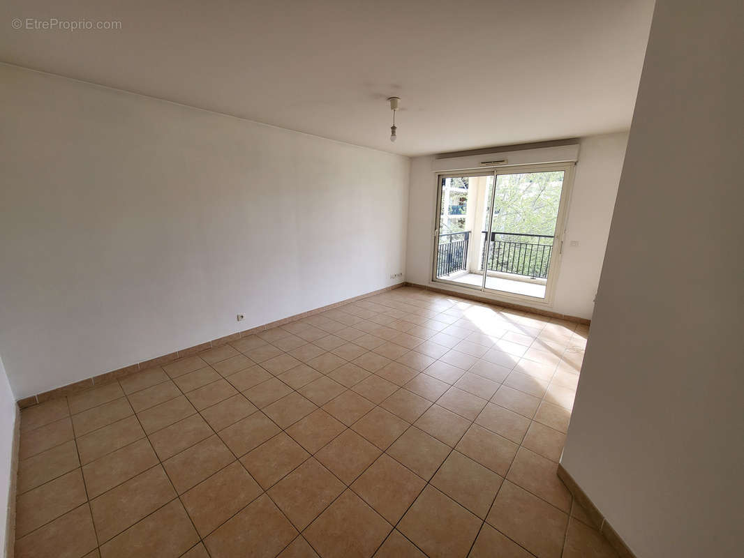 Appartement à MARSEILLE-11E