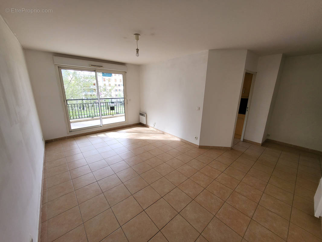 Appartement à MARSEILLE-11E