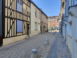 Maison à BEAUVAIS