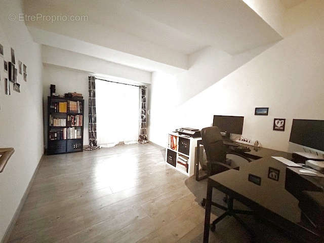 Appartement à VIC-SUR-SEILLE