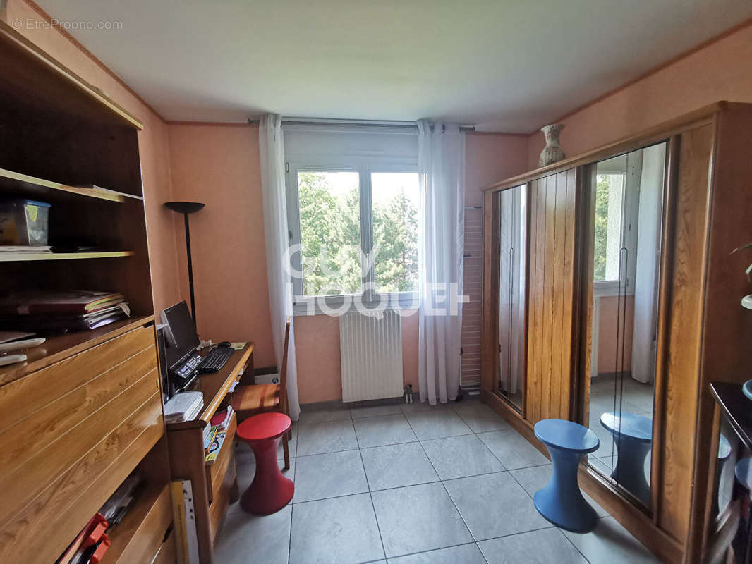 Appartement à FONTENAY-SOUS-BOIS