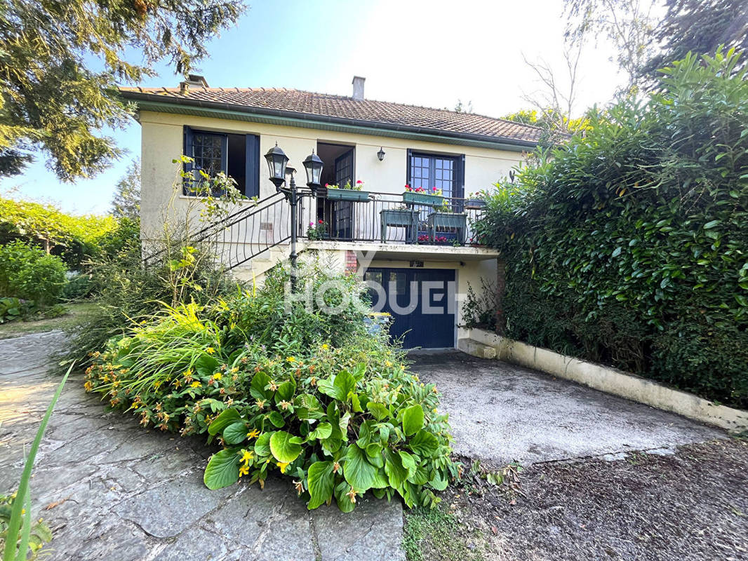 Maison à CLINCHAMPS-SUR-ORNE