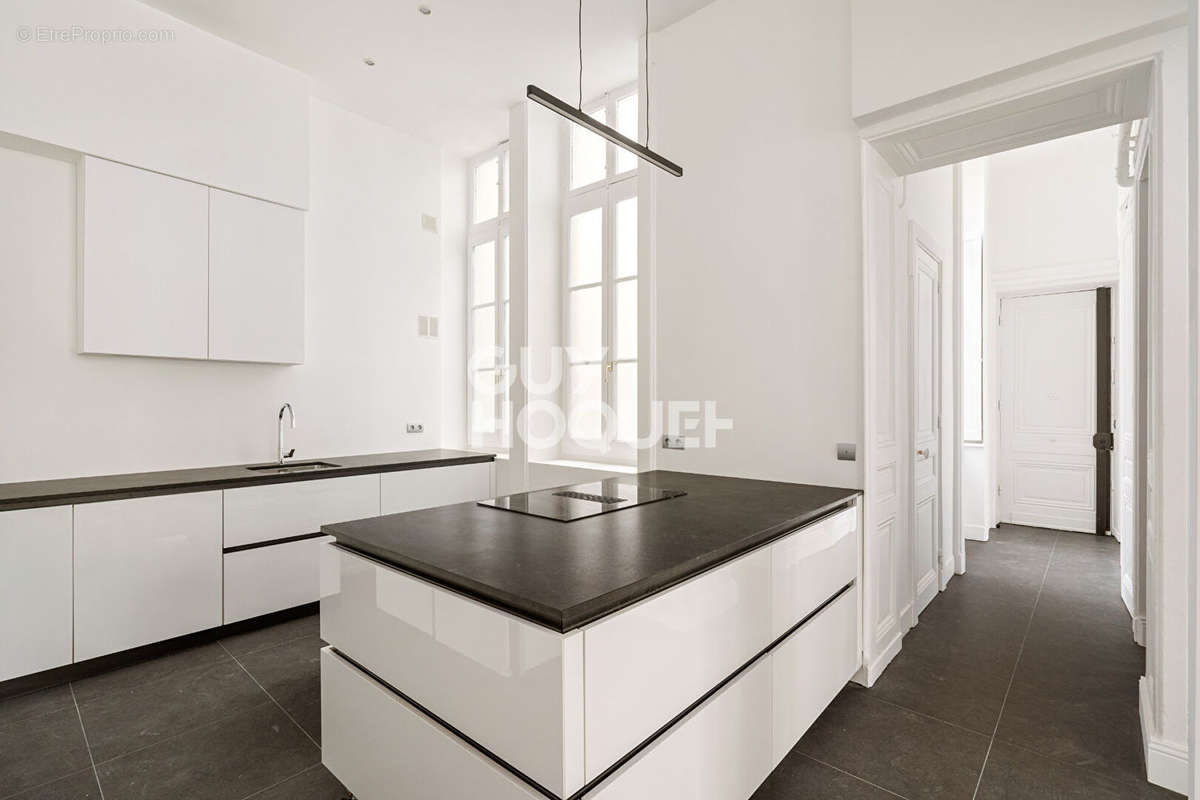 Appartement à LYON-6E