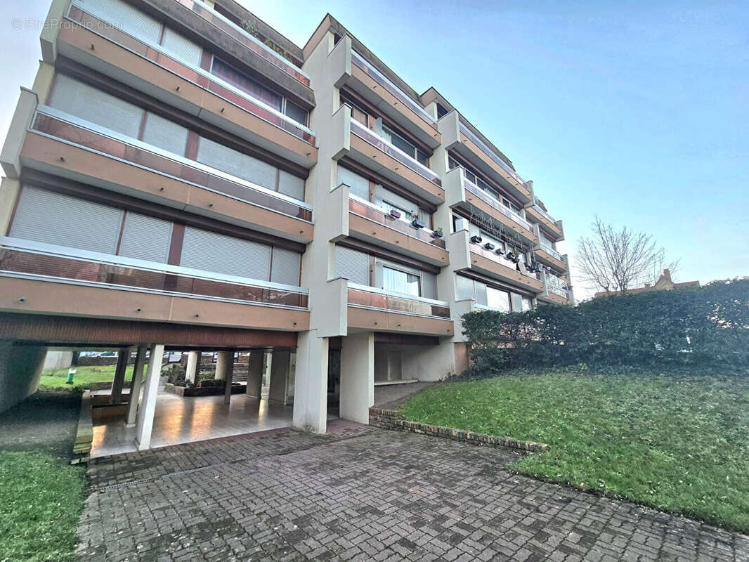 Appartement à ROSNY-SOUS-BOIS