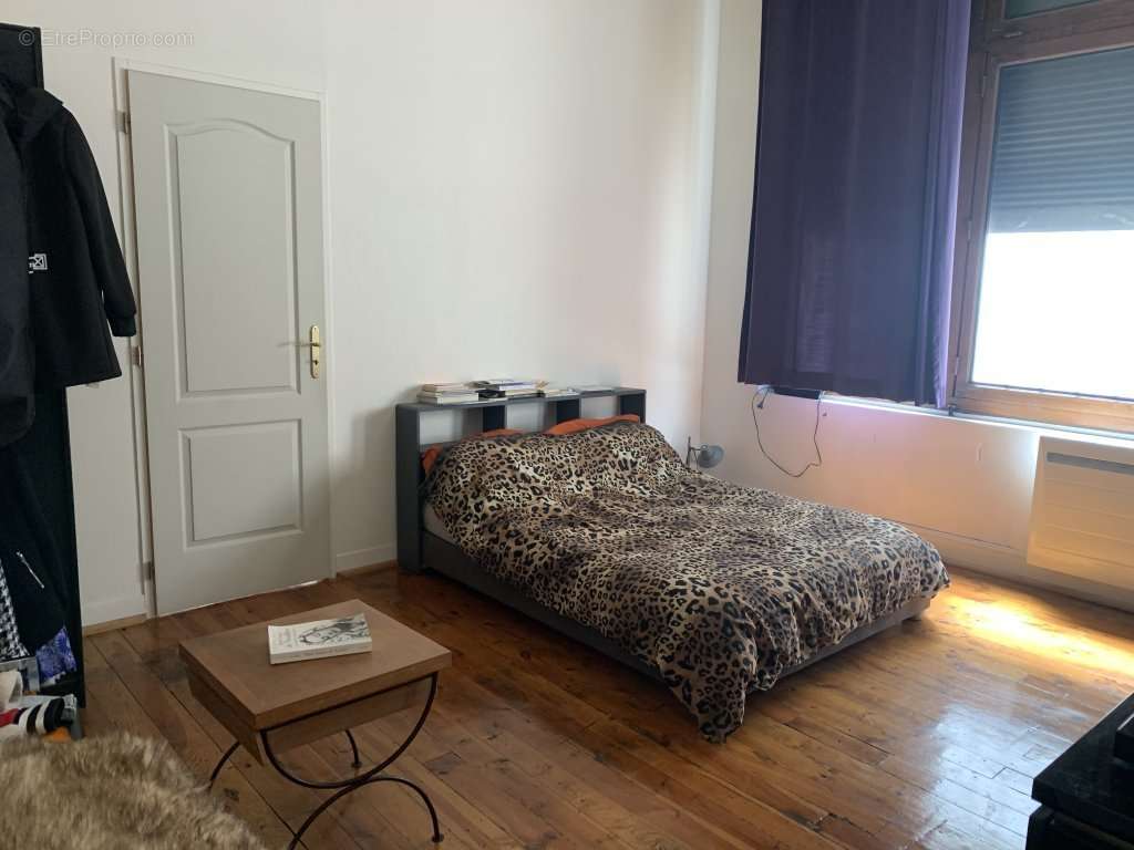 Appartement à SAINT-ETIENNE