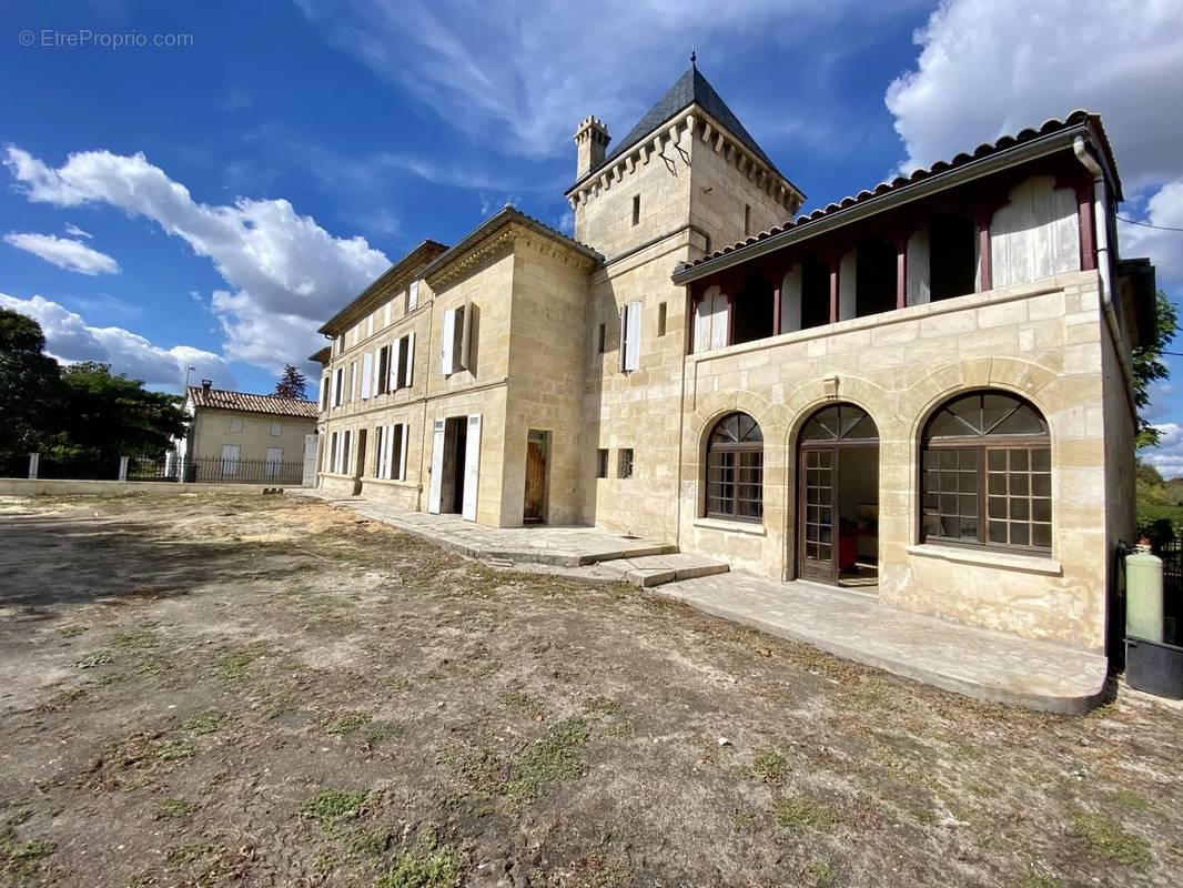 Maison à SAINT-EMILION