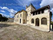 Maison à SAINT-EMILION