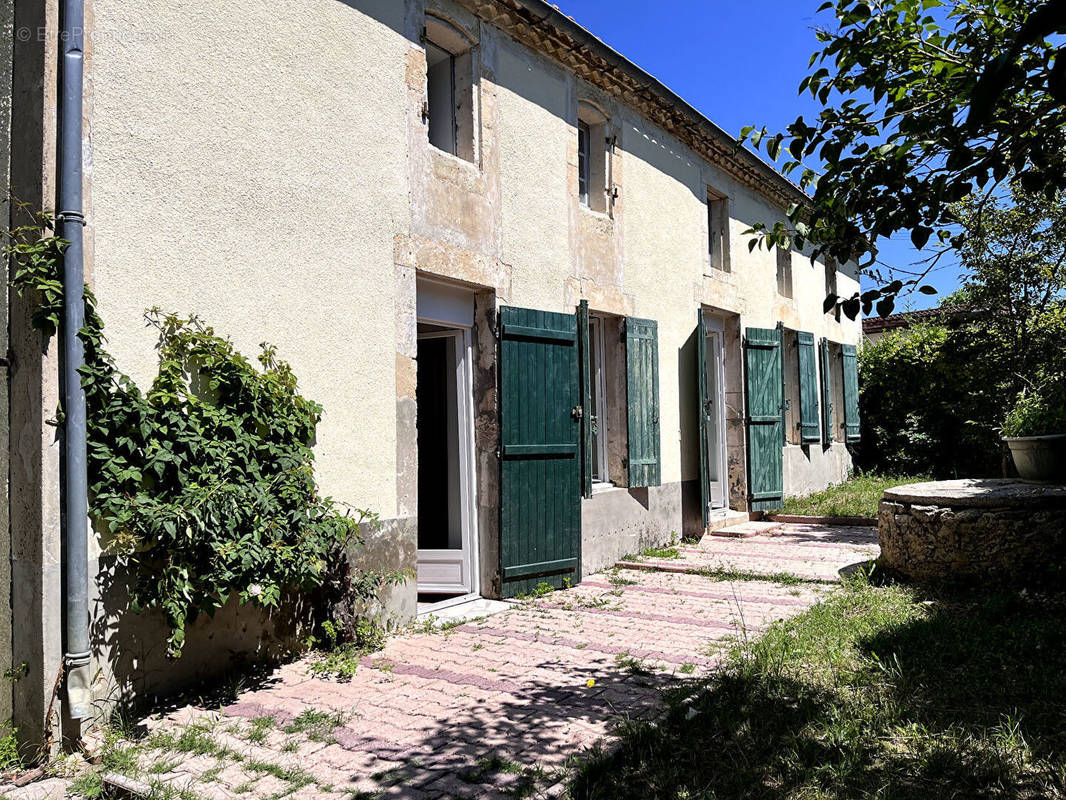 Maison à BLAYE