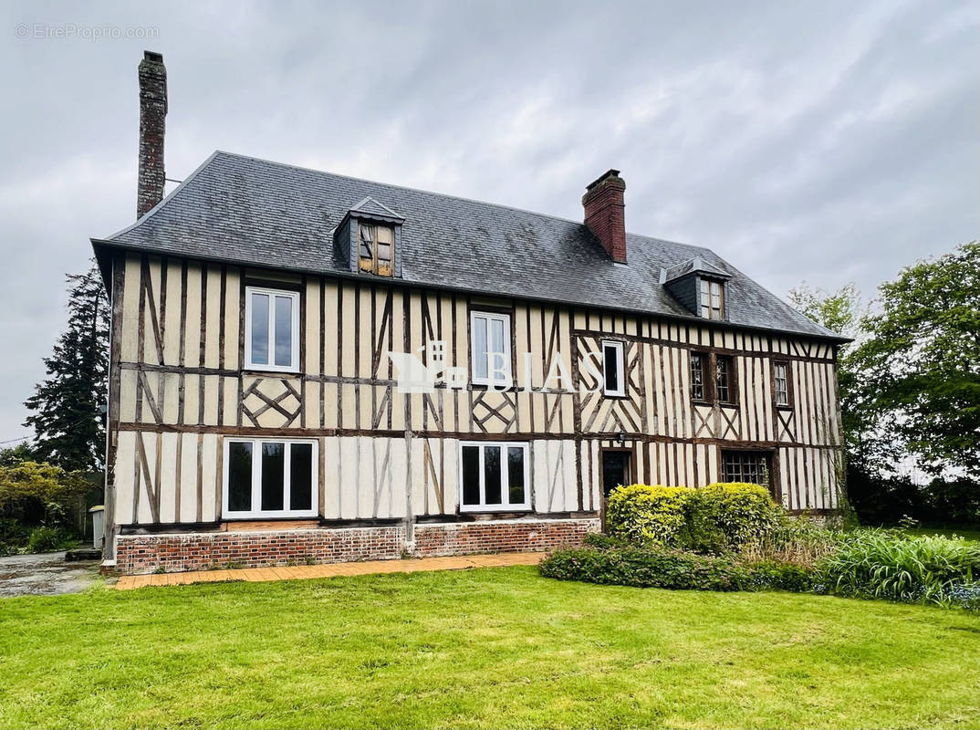 Maison à BERNAY