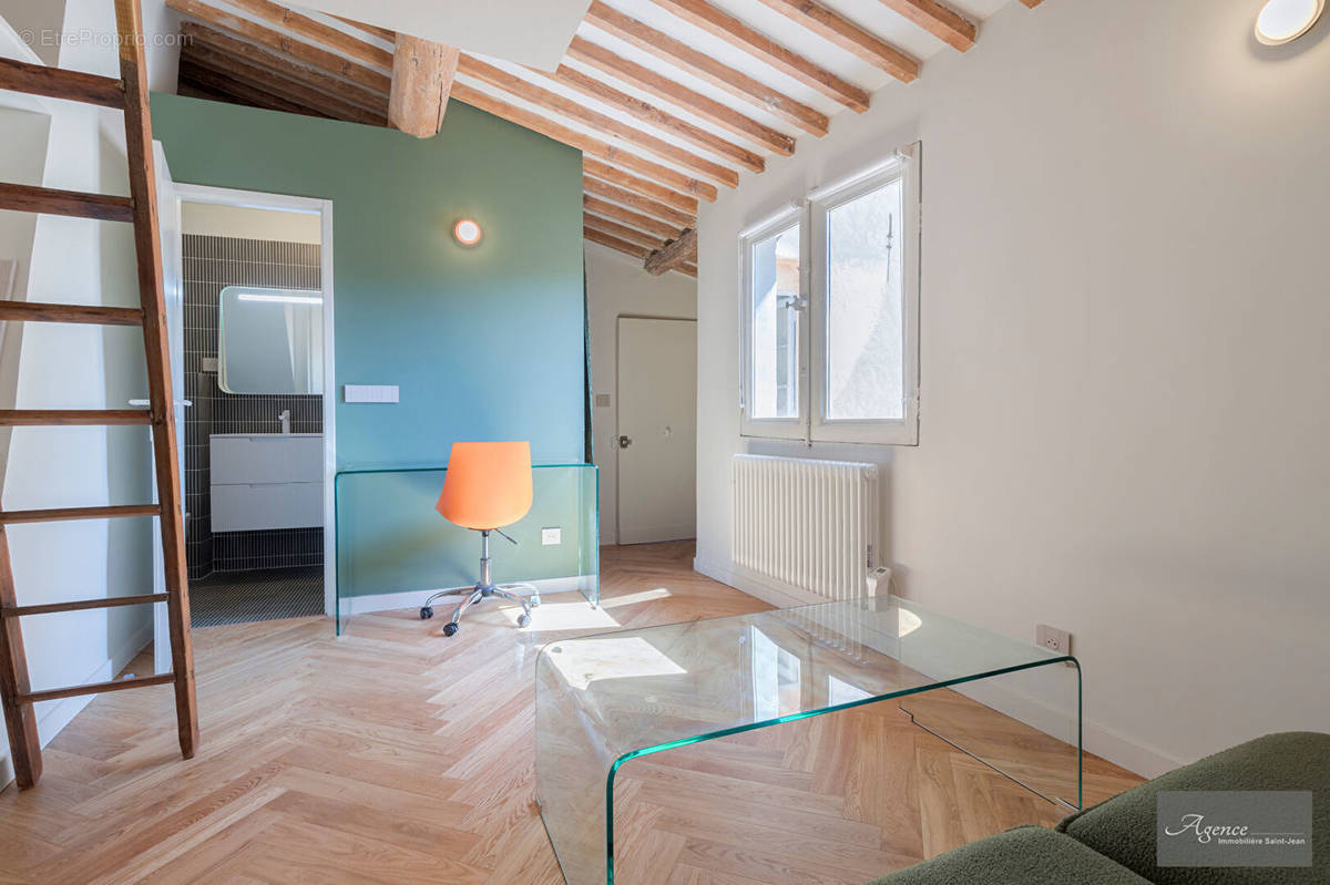 Appartement à AIX-EN-PROVENCE