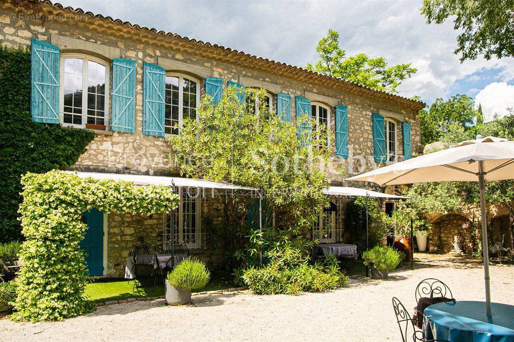 Maison à FONTAINE-DE-VAUCLUSE