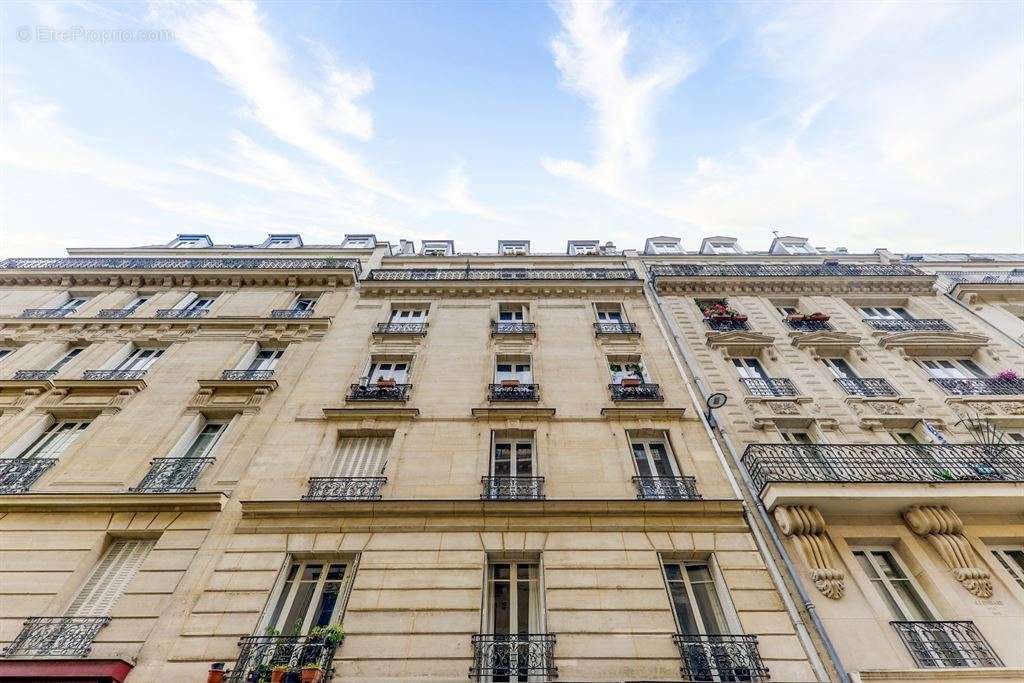 Appartement à PARIS-11E