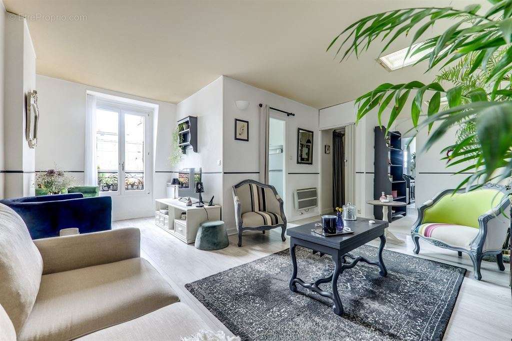 Appartement à PARIS-11E