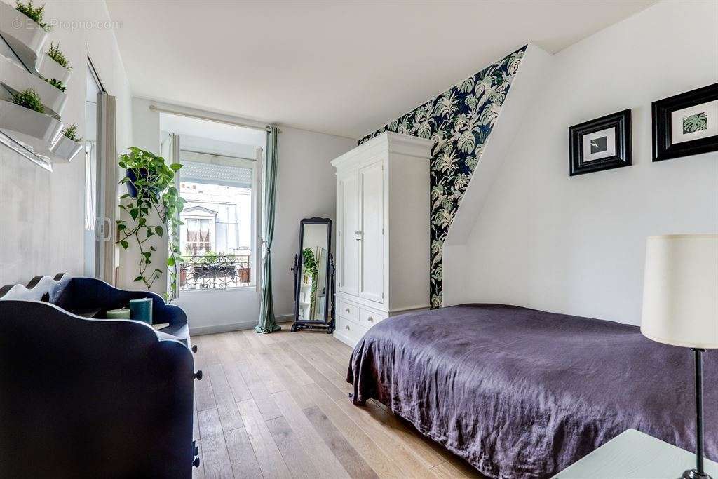 Appartement à PARIS-11E