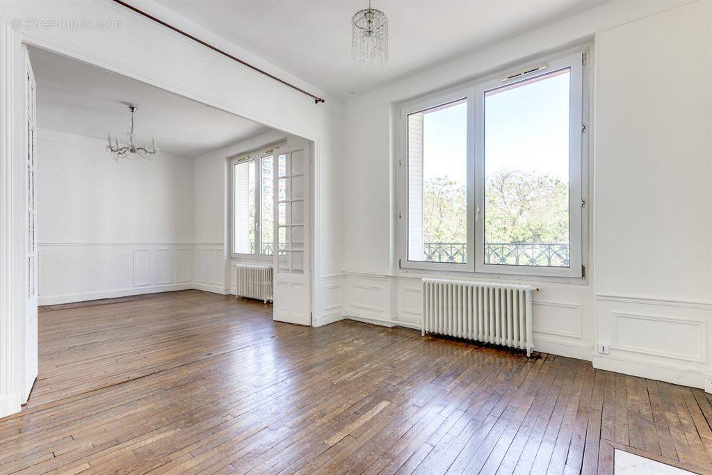 Appartement à PARIS-12E