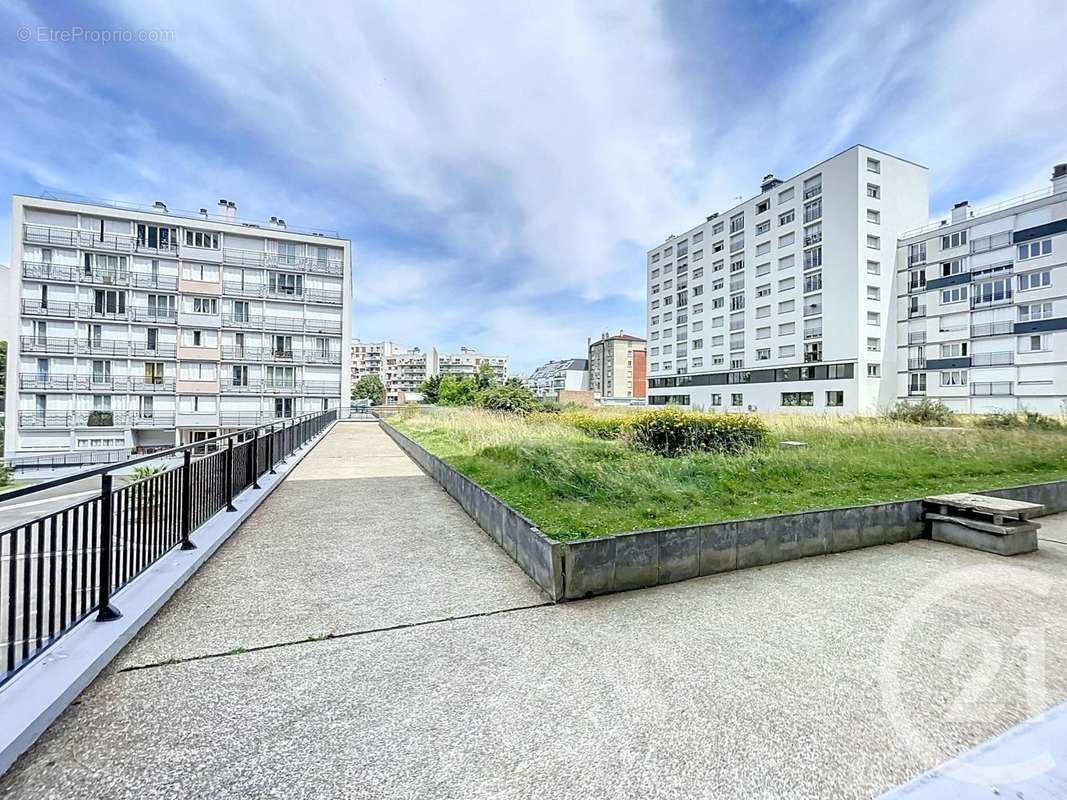 Appartement à MONTROUGE