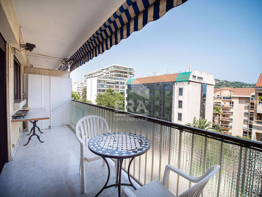 Appartement à CANNES