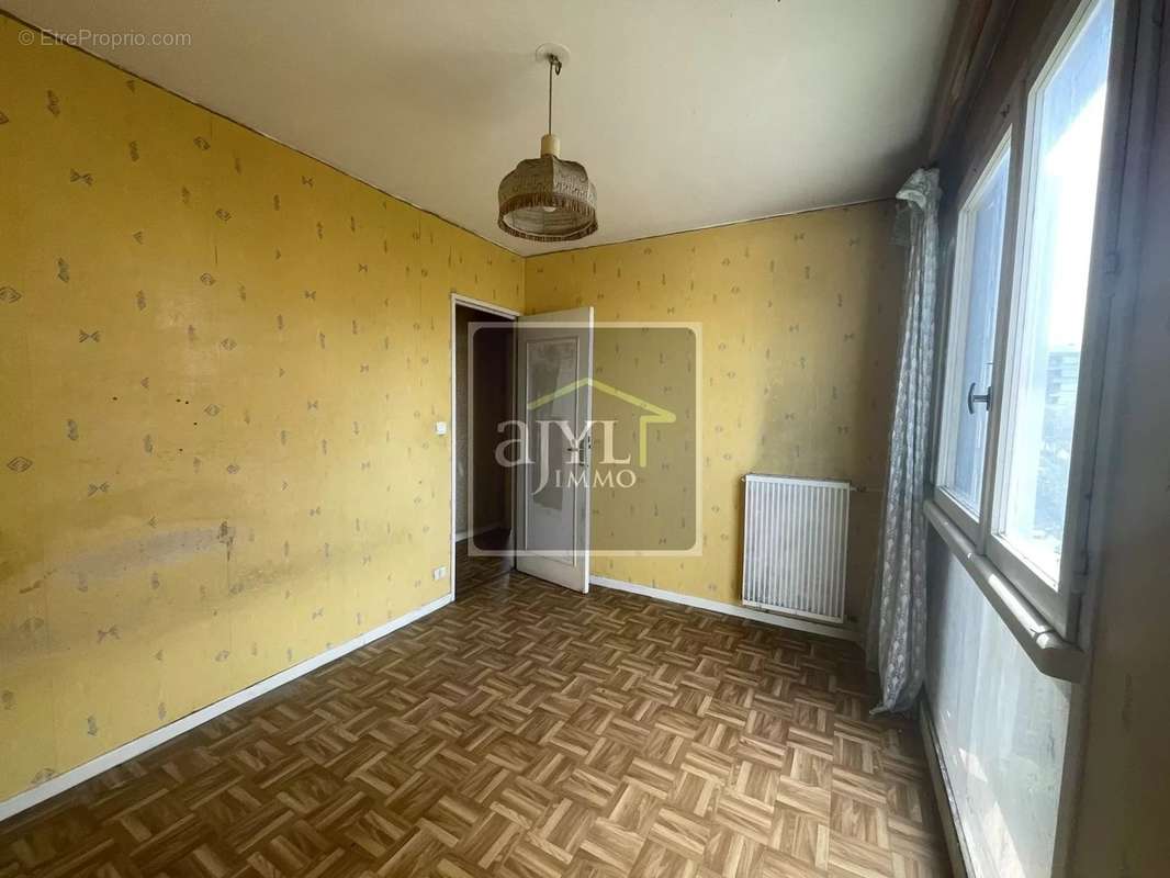 Appartement à MARSEILLE-12E