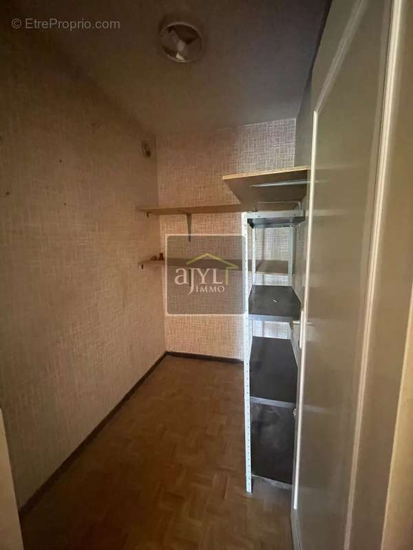 Appartement à MARSEILLE-12E