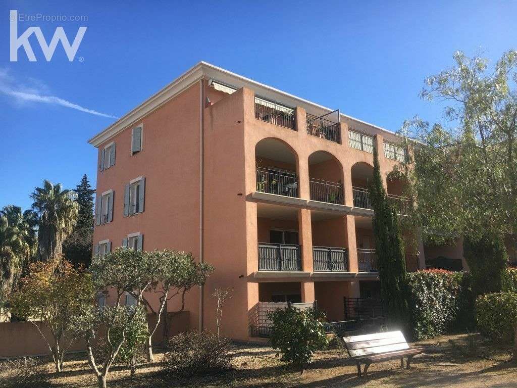 Appartement à HYERES