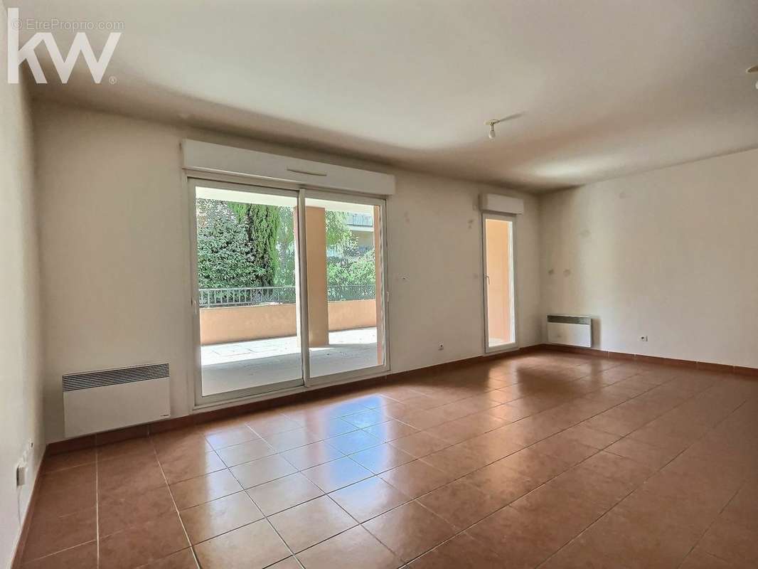 Appartement à HYERES