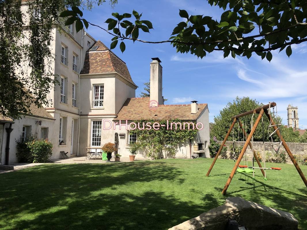 Maison à MANTES-LA-JOLIE