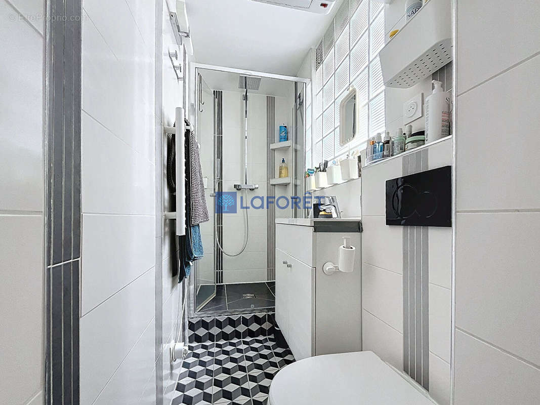 Appartement à PARIS-2E