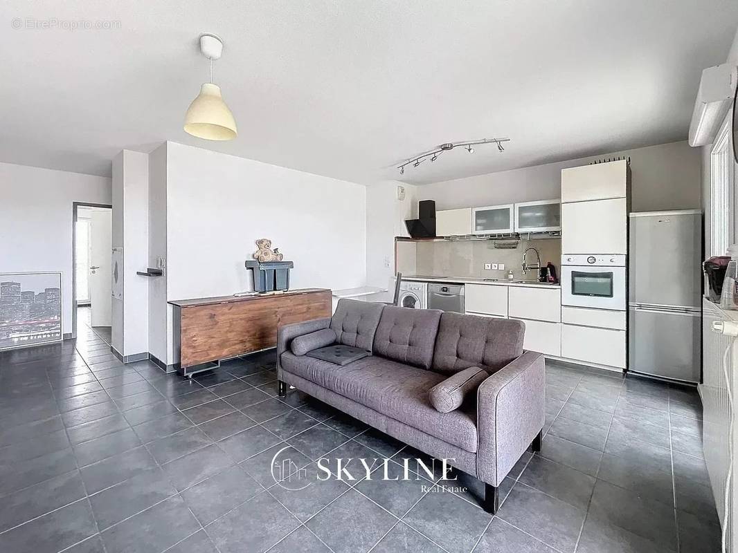 Appartement à MARSEILLE-3E