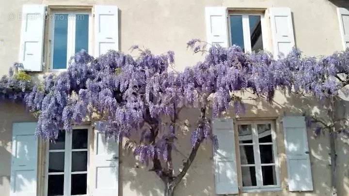 Maison à AOUSTE-SUR-SYE