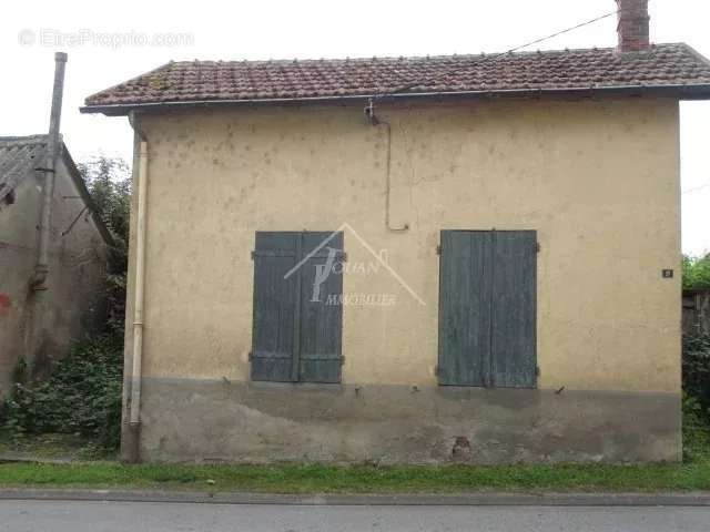 Maison à LE DONJON