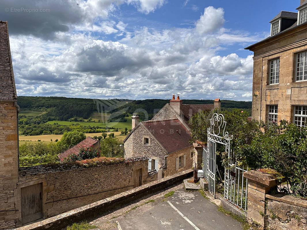 Maison à VEZELAY