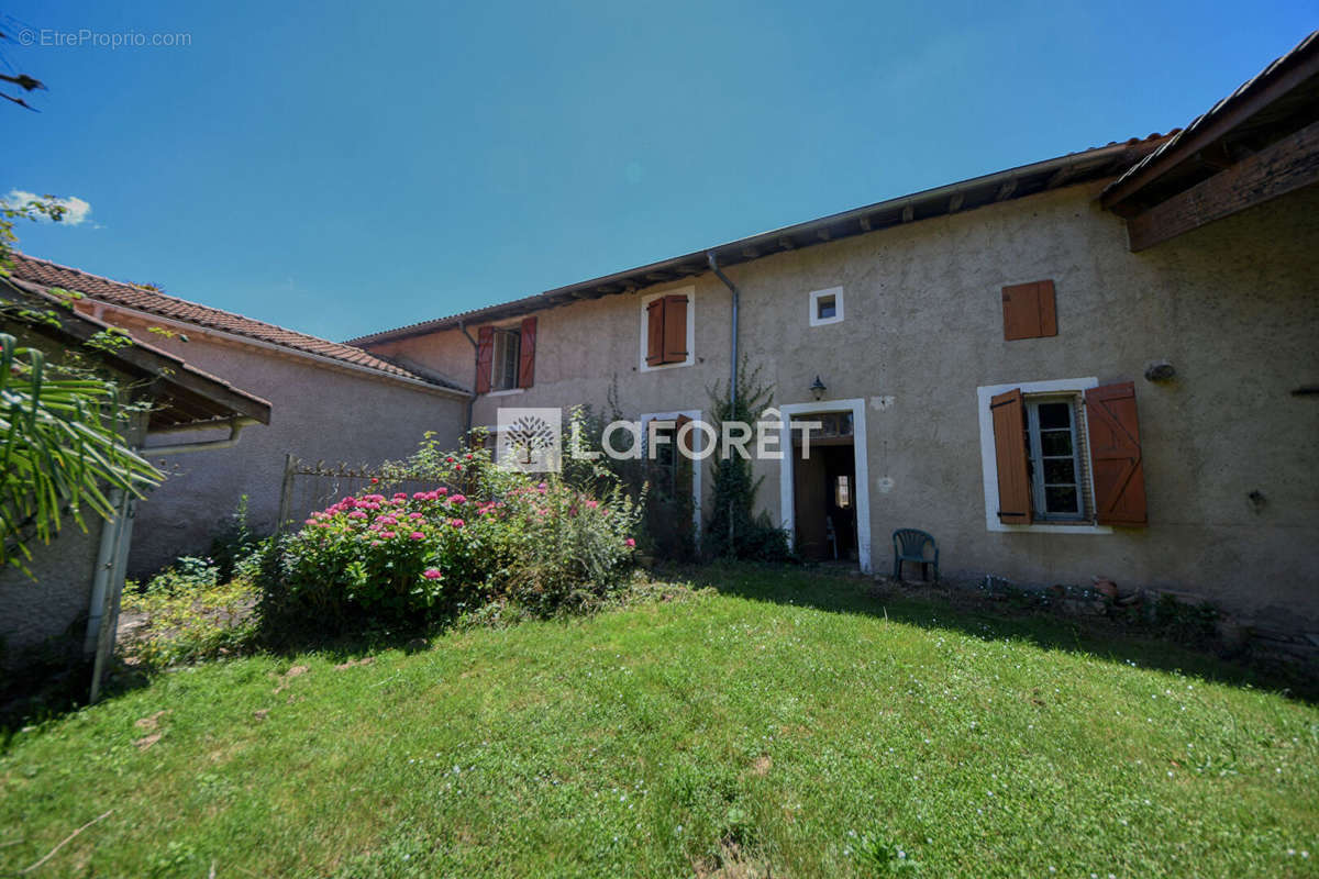 Maison à PARISOT