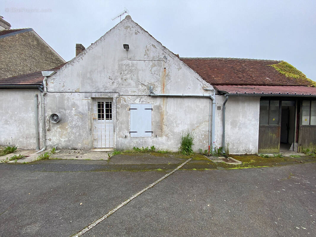 Maison à LE BOURG-SAINT-LEONARD