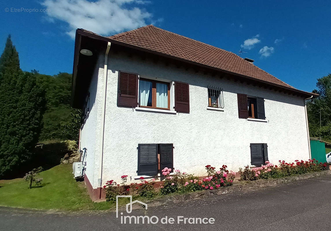 Maison à AUBIN