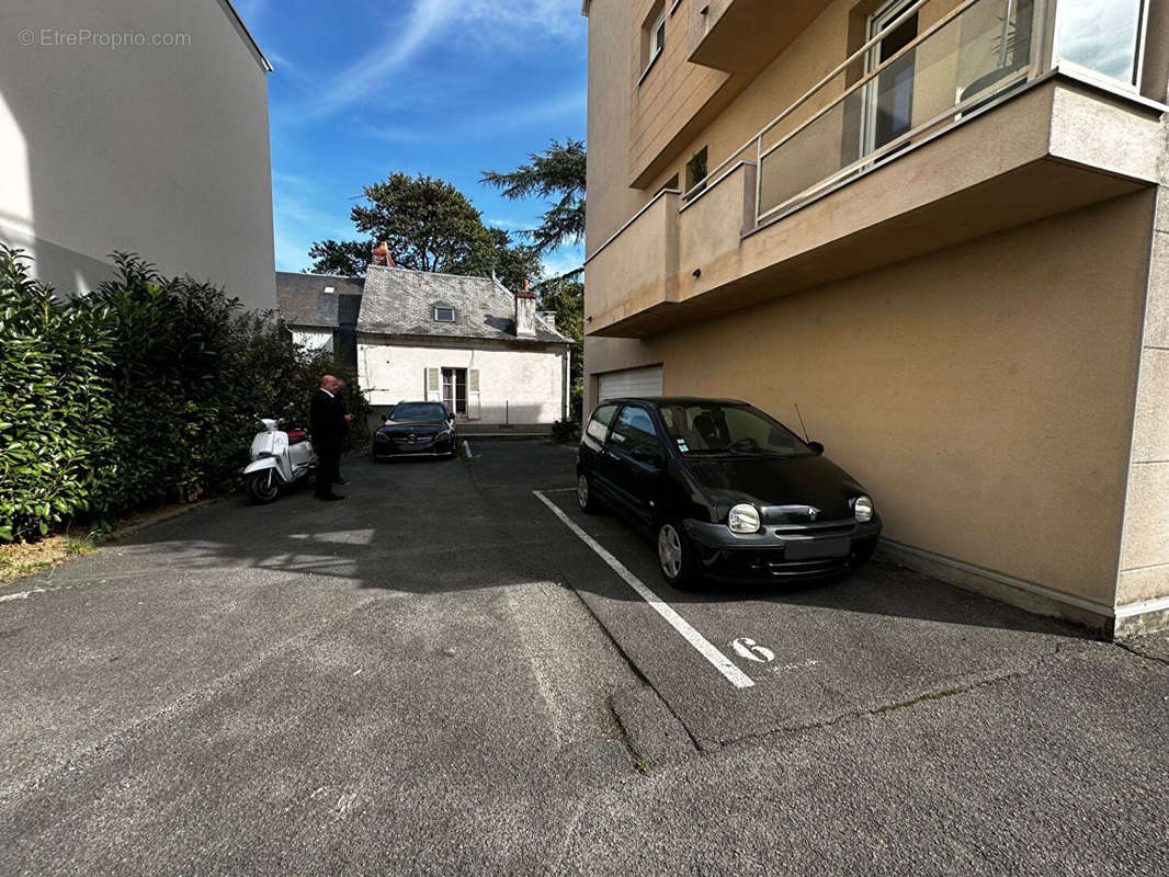 Parking à BOURGES