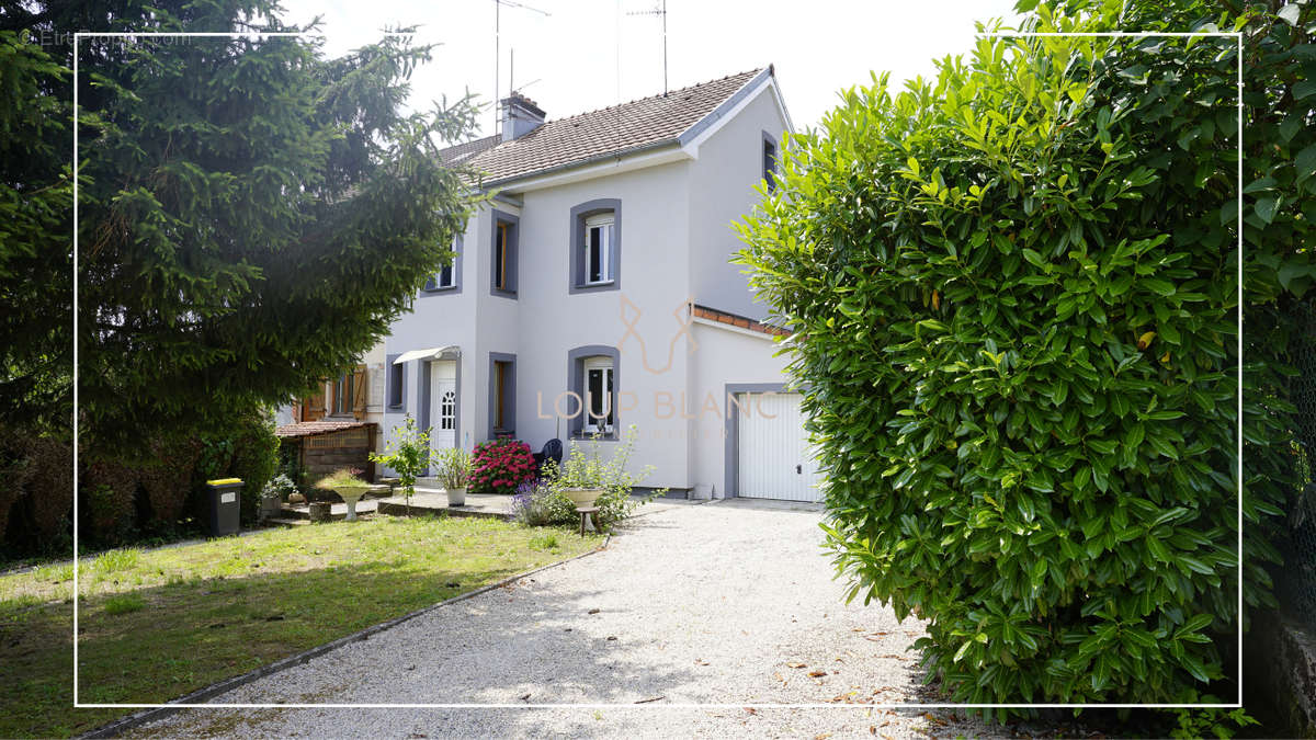 Maison à HERICOURT