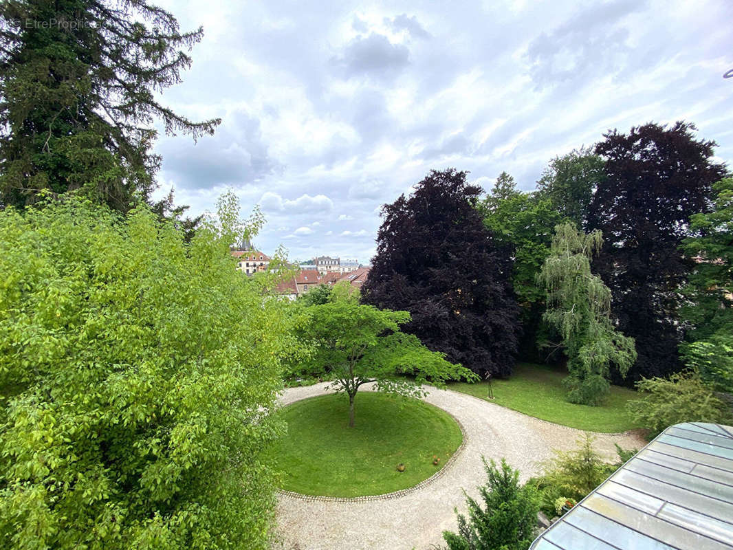 Appartement à LONS-LE-SAUNIER