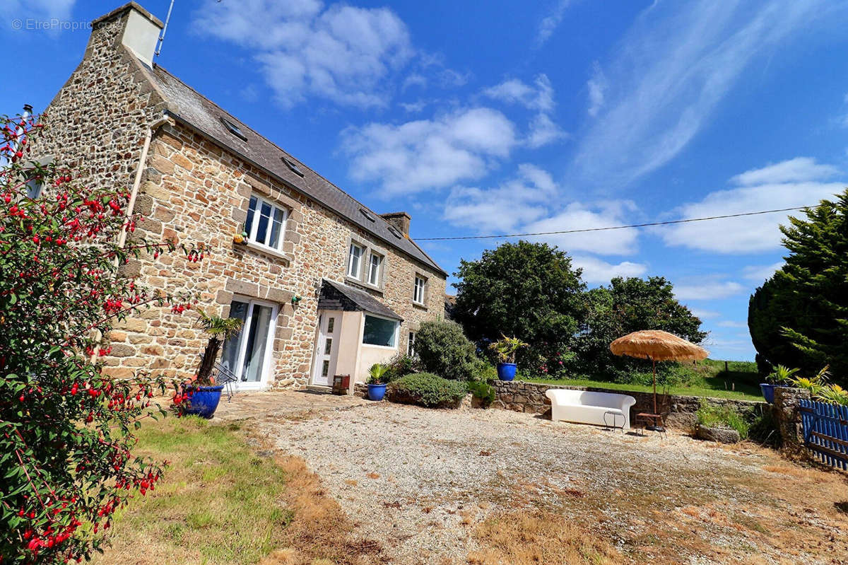 Maison à BRELES