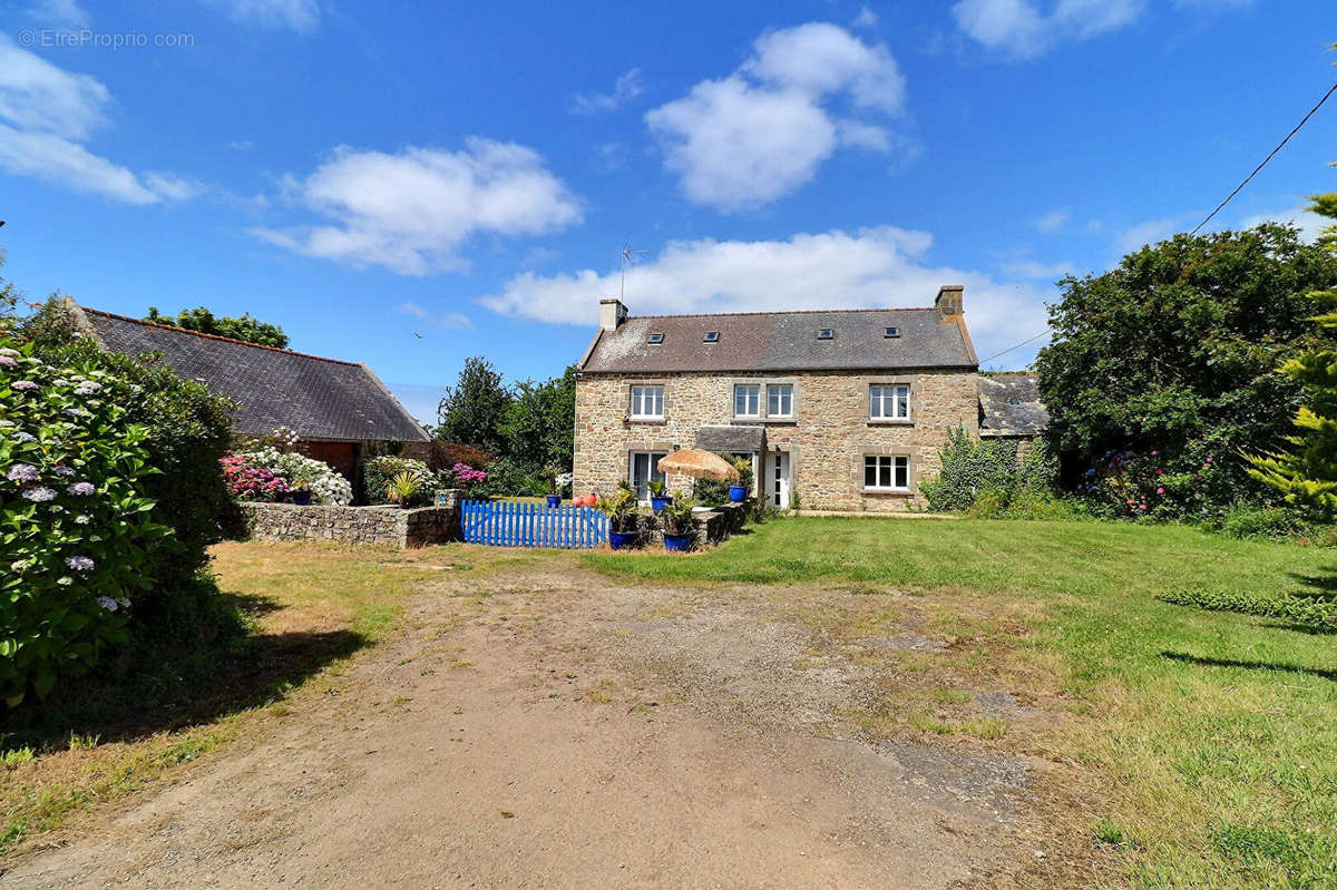 Maison à BRELES