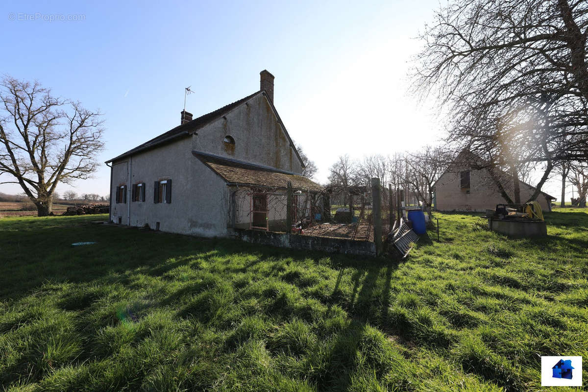 Maison à DAMMARIE-SUR-LOING