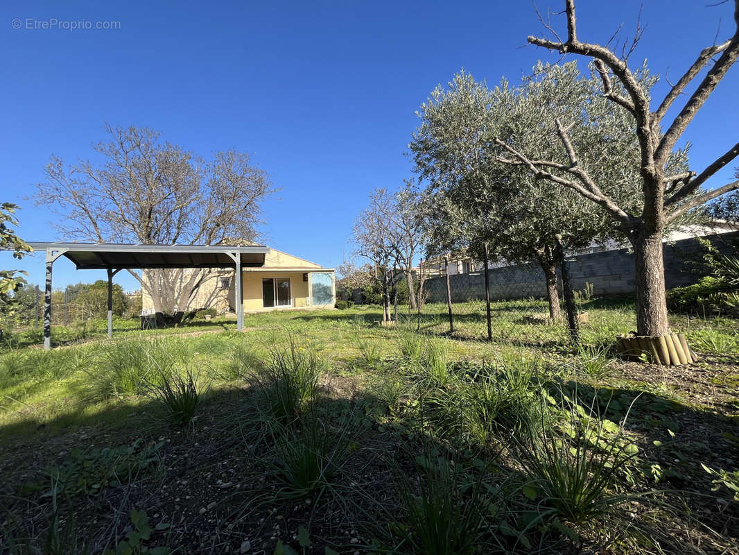 Maison à LEZIGNAN-CORBIERES