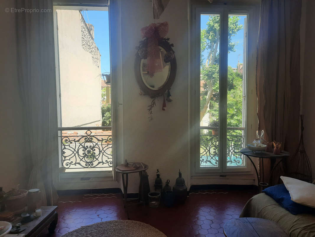 Appartement à MARSEILLE-8E