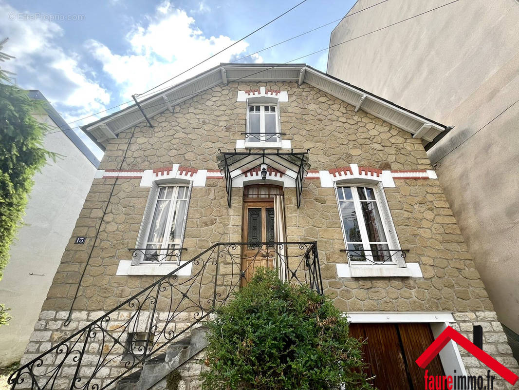 Maison à BRIVE-LA-GAILLARDE