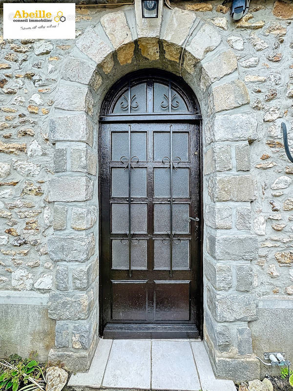 Maison à LE VAL-SAINT-GERMAIN