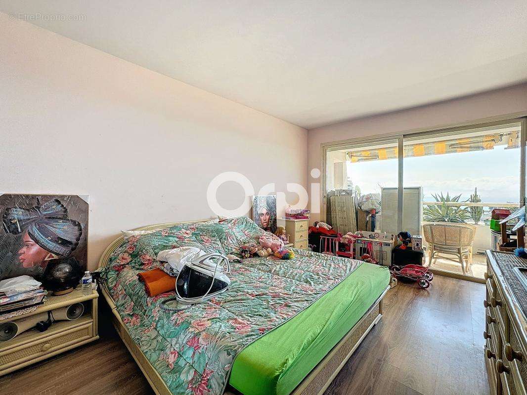 Appartement à VILLENEUVE-LOUBET