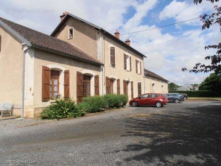 Maison à VERTEUIL-SUR-CHARENTE