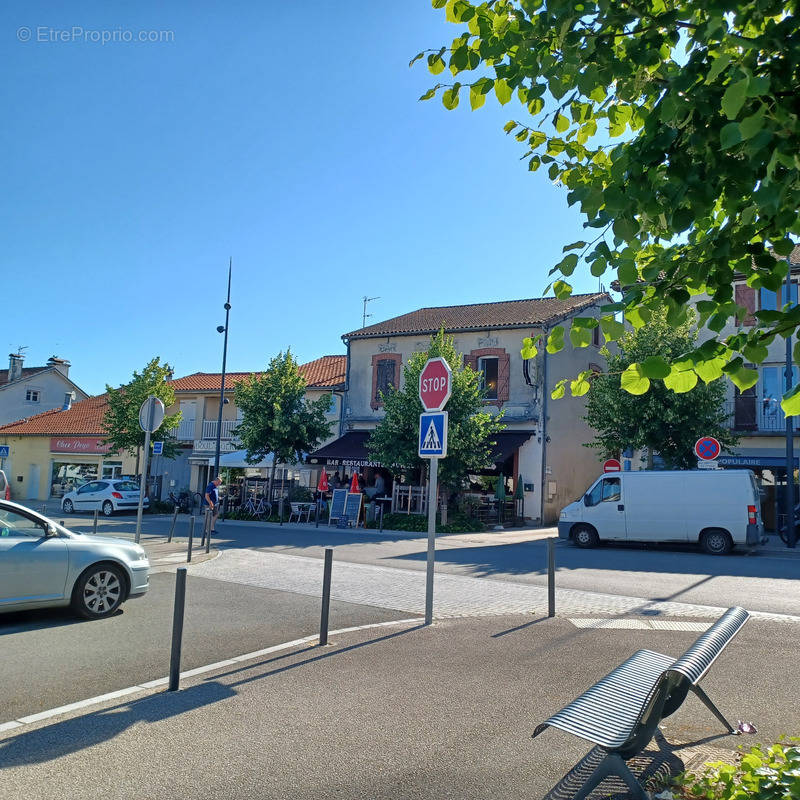 Commerce à MAUBOURGUET