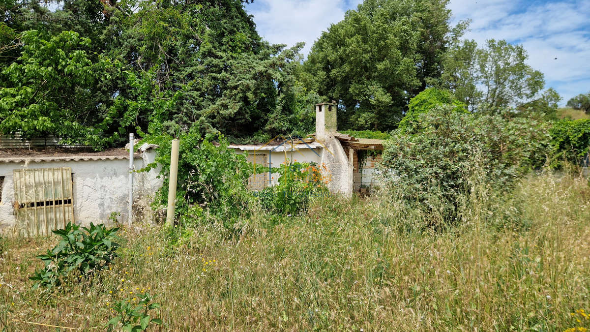 Terrain à GIGNAC