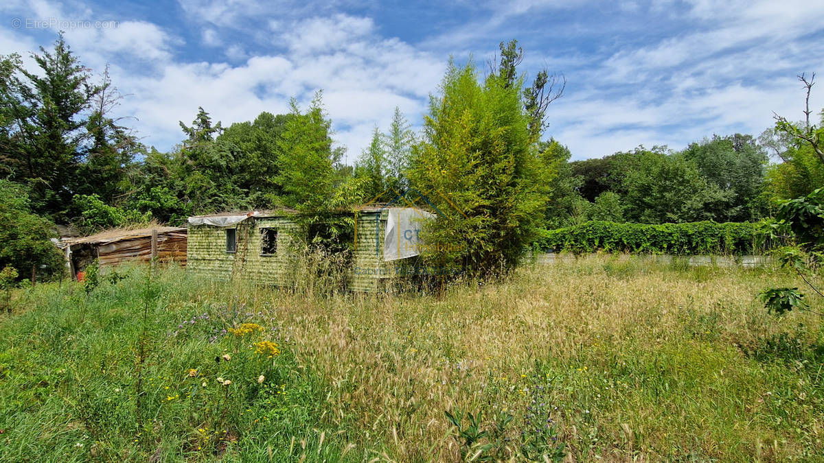 Terrain à GIGNAC